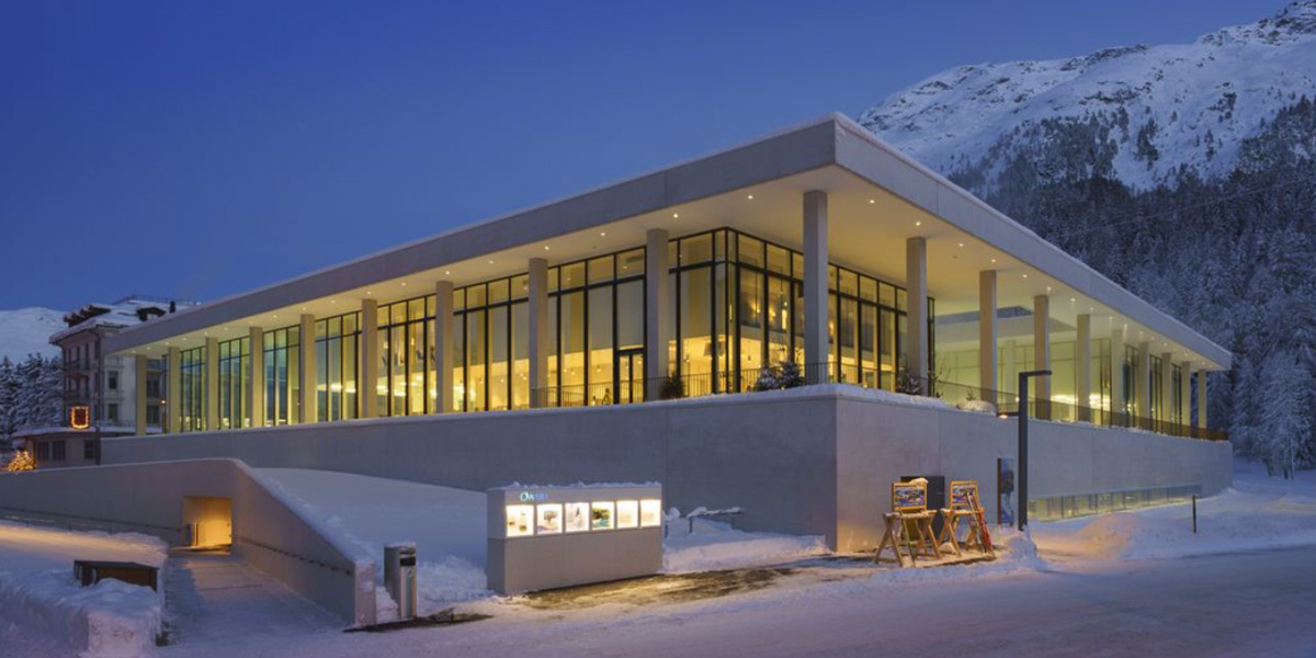 Ovaverva - Hallenbad, Spa & Sportzentrum in St. Moritz